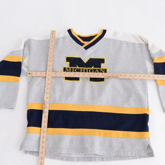 VTG 90S Simply For Sports Gray Blue  Embroidered Mi Wolverines U V-neck Sweater - Picture 3 of 12